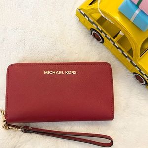 Michael Kors Jet Set Travel Lg Wallet Scarlet